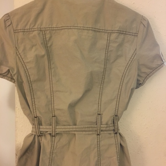 Casual Top. Size M/L - Picture 3 of 4